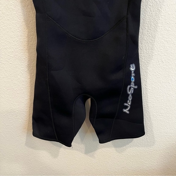 2.5mm Junior's NeoSport Shorty Springsuit size 12 black and lavender - Picture 4 of 14